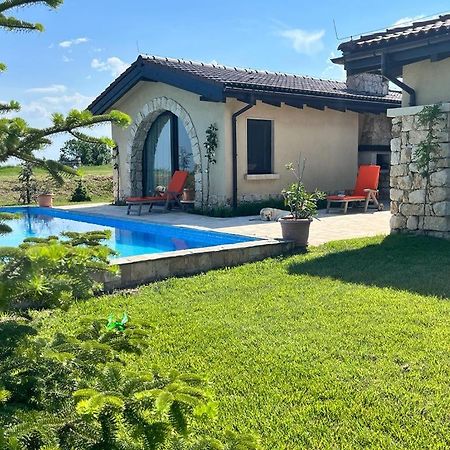 Private Villa at BlackSeaRama Golf&Villas Resort Balchik Exterior foto
