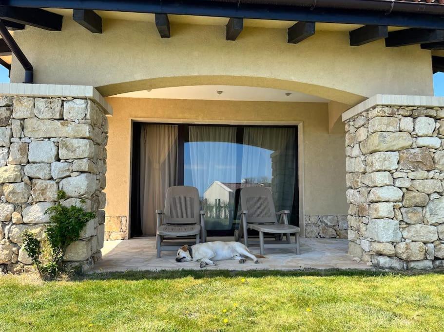 Private Villa at BlackSeaRama Golf&Villas Resort Balchik Exterior foto