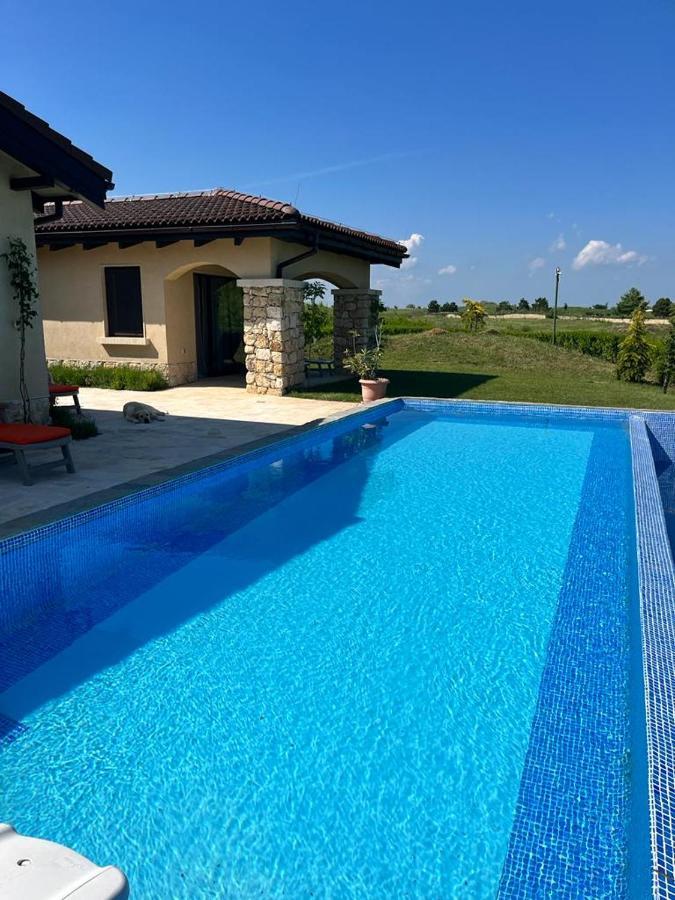 Private Villa at BlackSeaRama Golf&Villas Resort Balchik Exterior foto